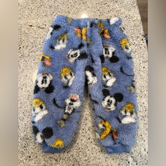 Disney Mickey Mouse Outfit 12 Months - Picture 4 of 6